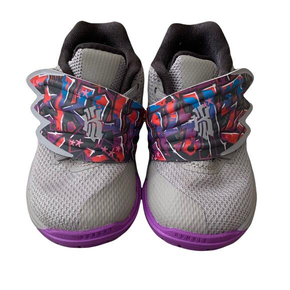 NIKE Size 5C Kyrie 5 TD Toddler Graffiti Sneakers AQ2459-001 - Picture 5 of 9